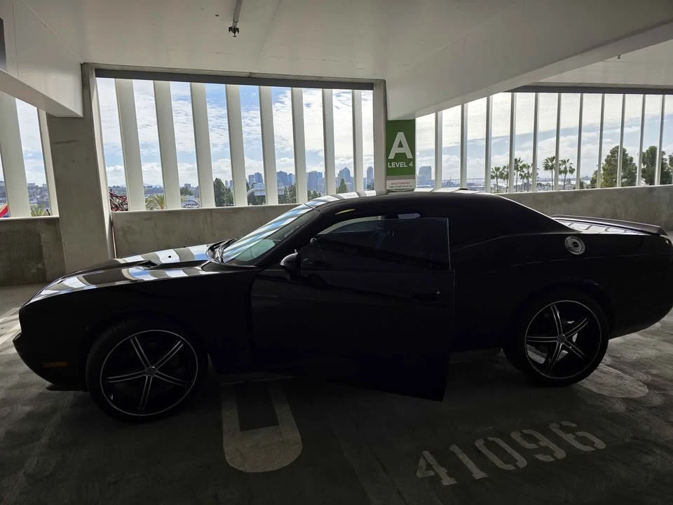 2012 Dodge Challenger 3rd Gen - Image 9 of 20