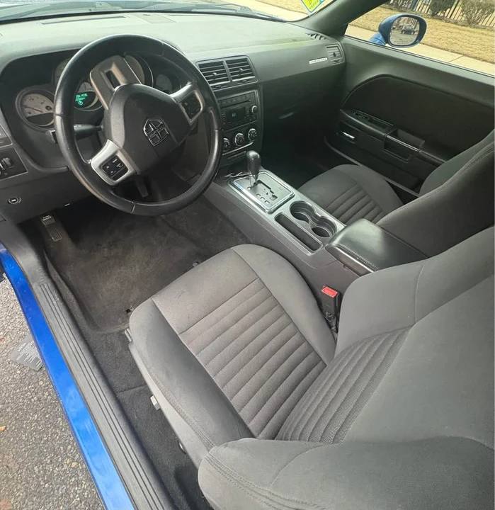 2012 Dodge Challenger 3rd Gen - Image 7 of 13