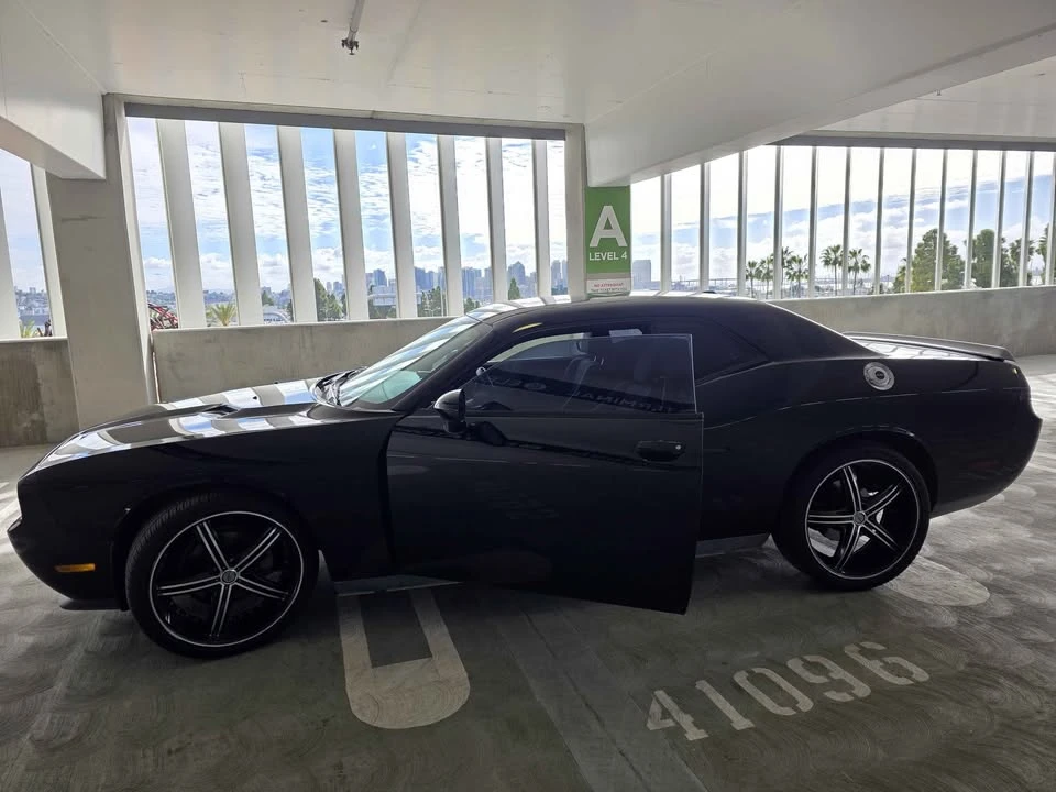 2012 Dodge Challenger 3rd Gen - Image 10 of 20
