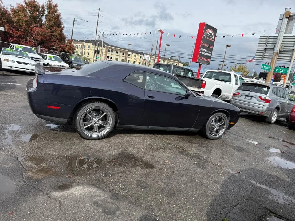 2012 Dodge Challenger 3rd Gen - Image 8 of 12
