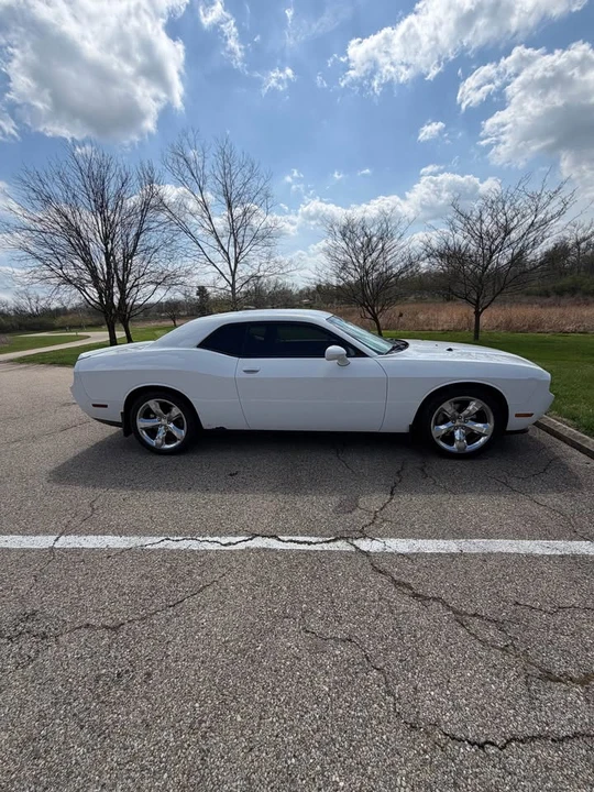 2012 Dodge Challenger - Image 2 of 11