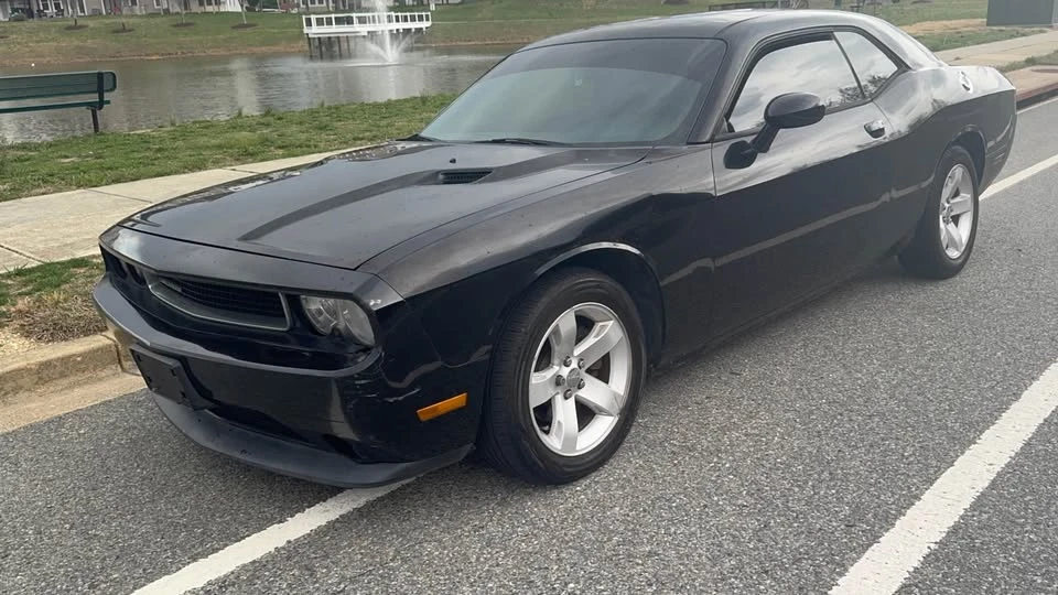 2012 Dodge Challenger 3rd Gen - Image 3 of 11