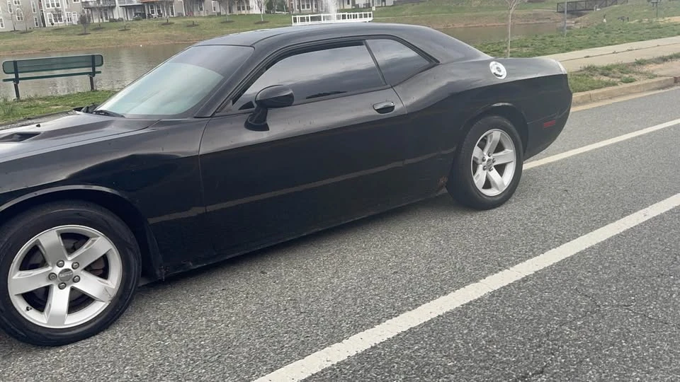 2012 Dodge Challenger 3rd Gen - Image 4 of 11