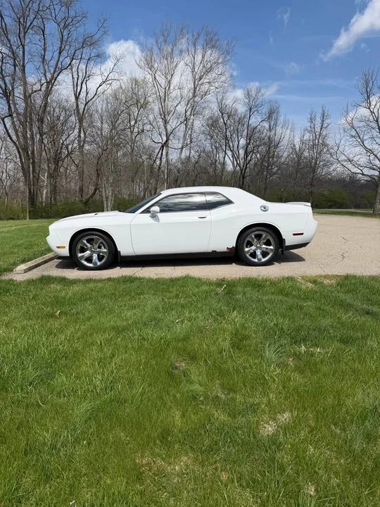 2012 Dodge Challenger - Image 3 of 11