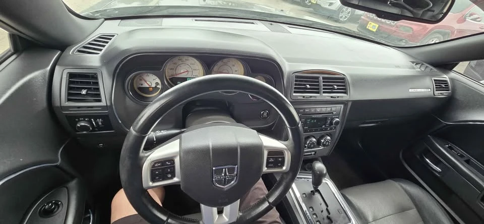 2012 Dodge Challenger 3rd Gen - Image 17 of 20