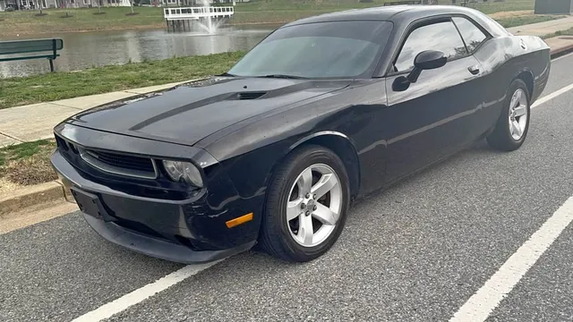 2012 Dodge Challenger SXT Coupe 2D