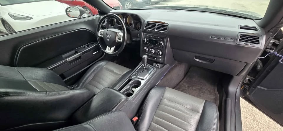 2012 Dodge Challenger 3rd Gen - Image 11 of 20