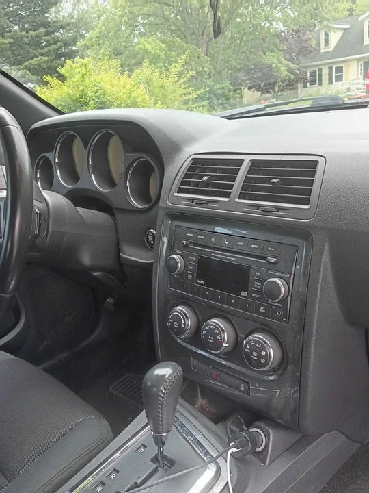 2012 Dodge Challenger 3rd Gen - Image 6 of 7