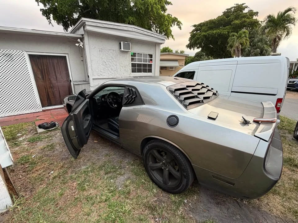 2012 Dodge Challenger 3rd Gen - Image 5 of 11
