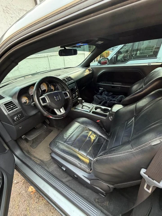 2012 Dodge Challenger 3rd Gen - Image 6 of 11
