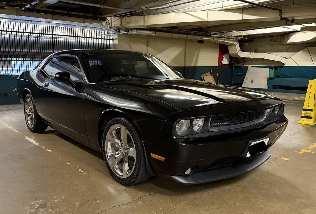 2012 Dodge Challenger 3rd Gen - Image 3 of 11