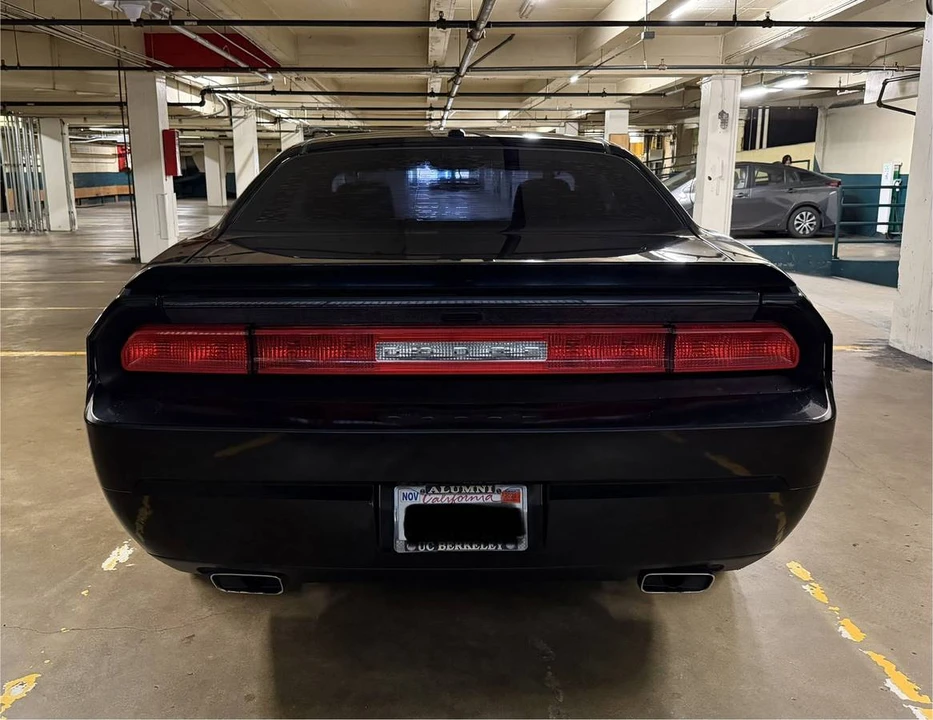 2012 Dodge Challenger 3rd Gen - Image 5 of 11
