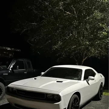 2012 Dodge Challenger SXT Coupe