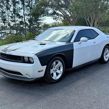 2012 Dodge Challenger SXT