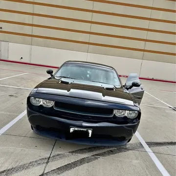 2012 Dodge Challenger SXT Coupe