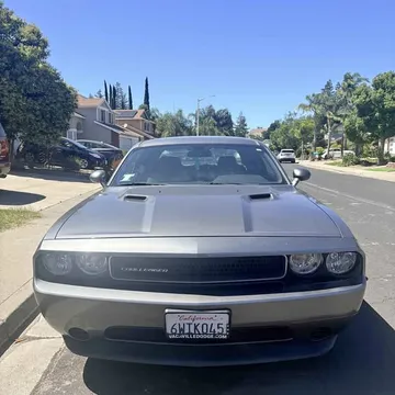 2012 Dodge Challenger SXT