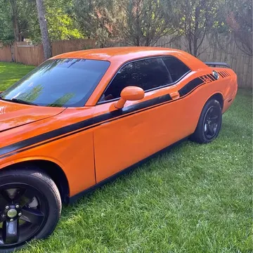 2012 Dodge Challenger SXT Coupe