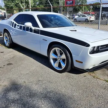 2012 Dodge Challenger SXT Coupe 2D