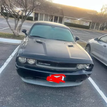 2012 Dodge Challenger SXT Coupe