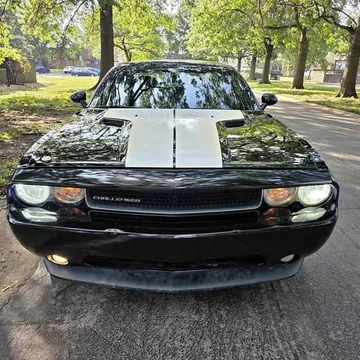 2012 Dodge Challenger SXT