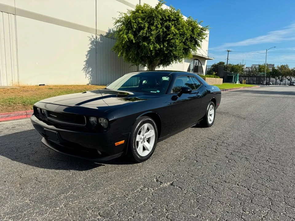 2012 Dodge Challenger 3rd Gen - Image 7 of 17