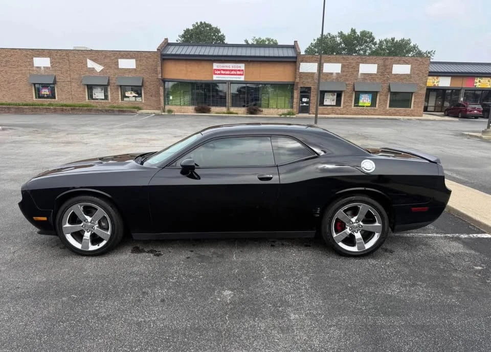 2012 Dodge Challenger 3rd Gen - Image 5 of 8
