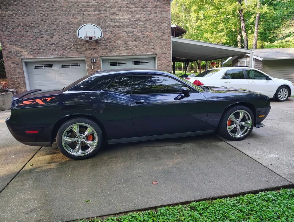 2012 Dodge Challenger 3rd Gen - Image 2 of 6