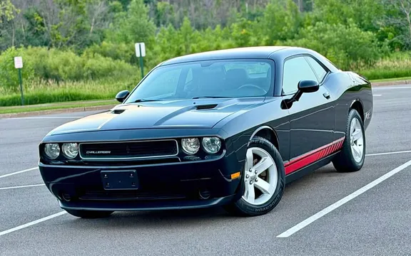 2012 Dodge Challenger SXT Coupe 2D