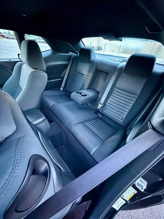 2012 Dodge Challenger 3rd Gen - Image 10 of 20