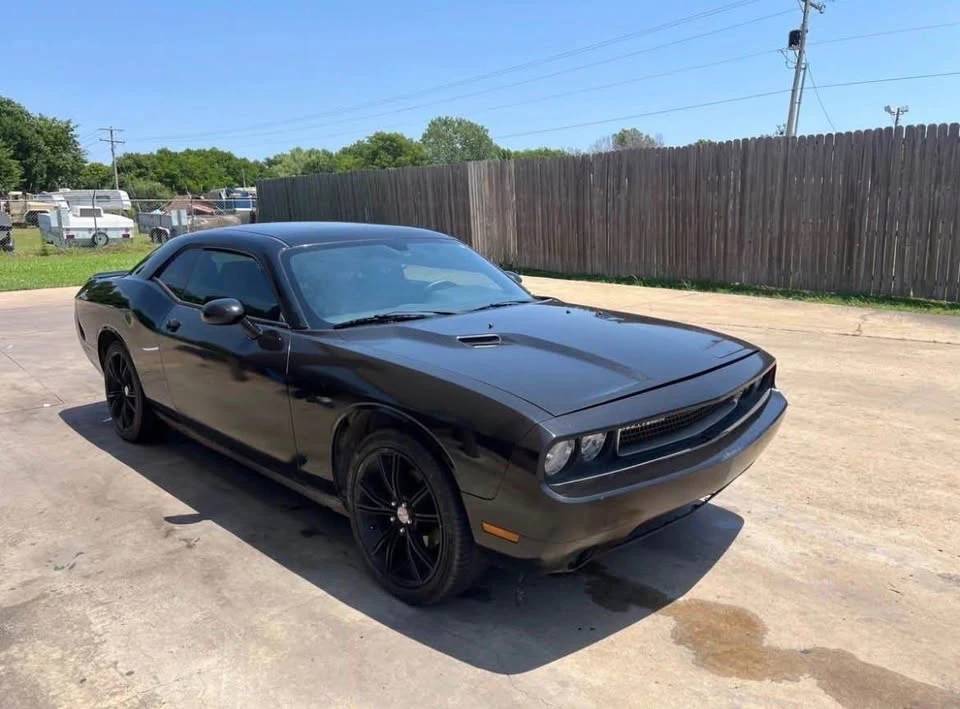 2012 Dodge Challenger 3rd Gen - Image 2 of 8