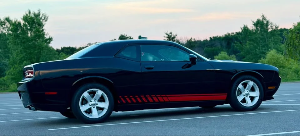 2012 Dodge Challenger 3rd Gen - Image 8 of 20