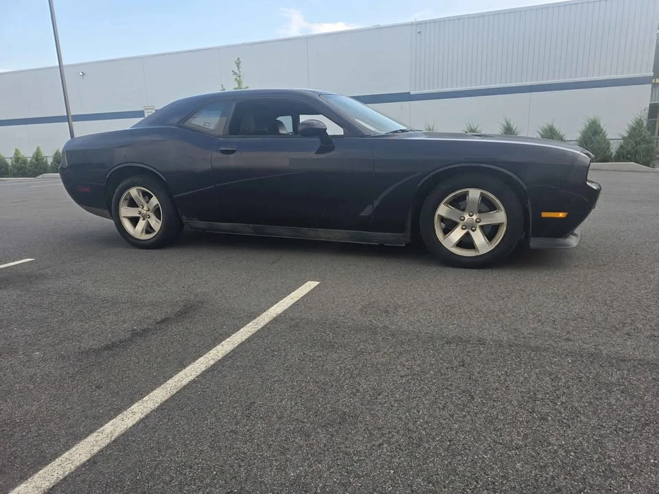 2012 Dodge Challenger 3rd Gen - Image 4 of 17