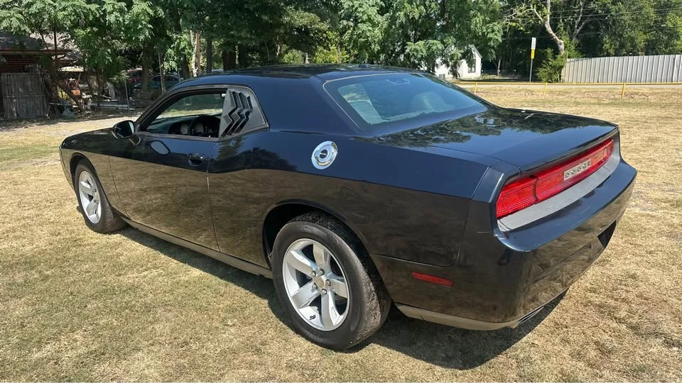 2012 Dodge Challenger 3rd Gen - Image 5 of 7