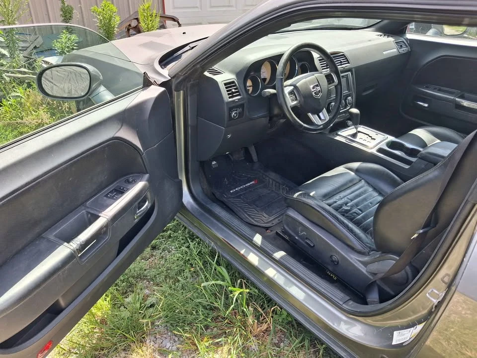 2012 Dodge Challenger 3rd Gen - Image 5 of 6