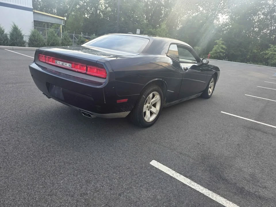 2012 Dodge Challenger 3rd Gen - Image 14 of 17