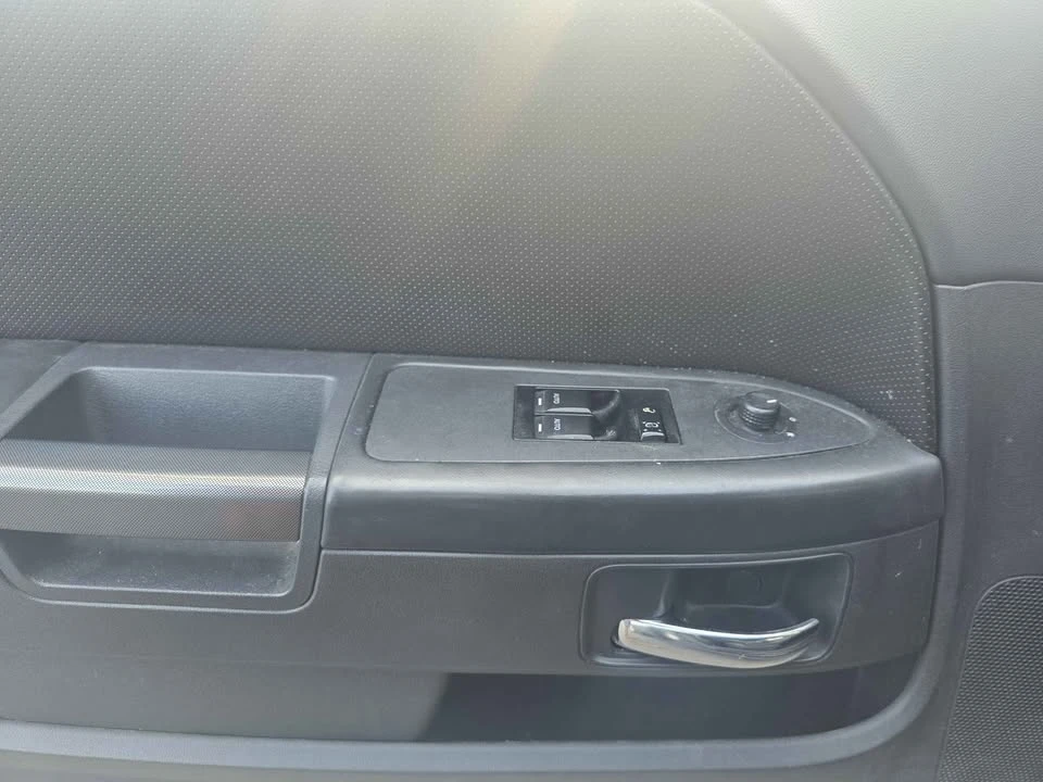 2012 Dodge Challenger 3rd Gen - Image 16 of 17