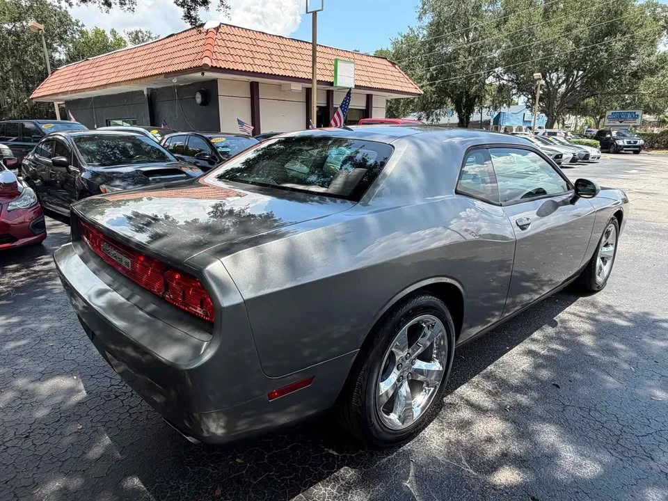2012 Dodge Challenger 3rd Gen - Image 4 of 15