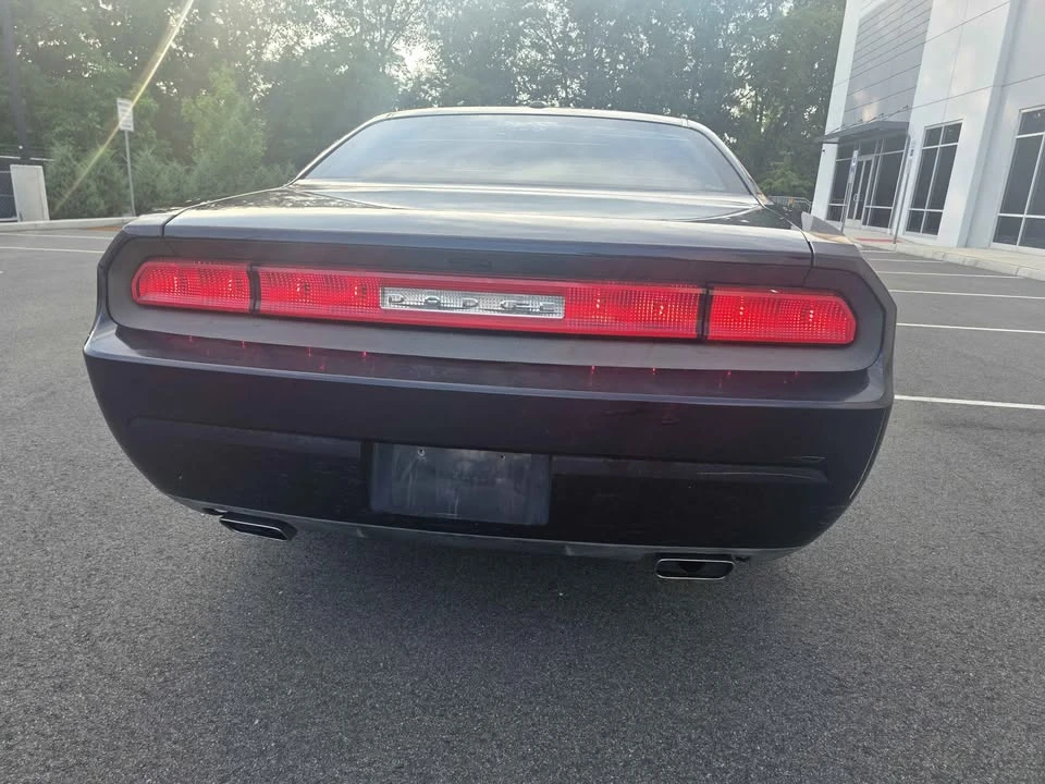 2012 Dodge Challenger 3rd Gen - Image 5 of 17