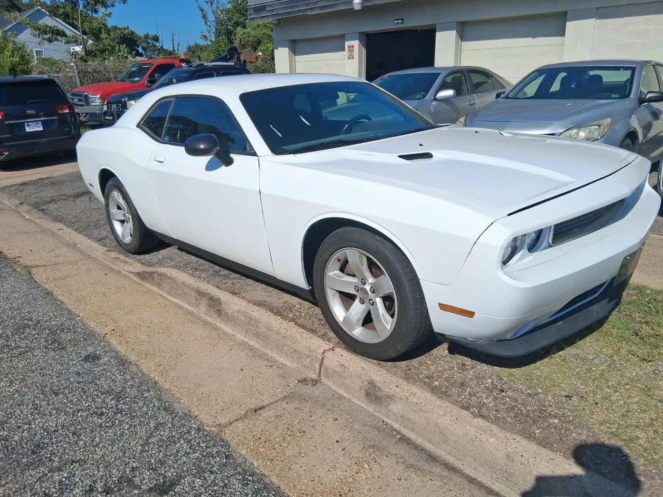 2012 Dodge Challenger 3rd Gen - Image 2 of 3