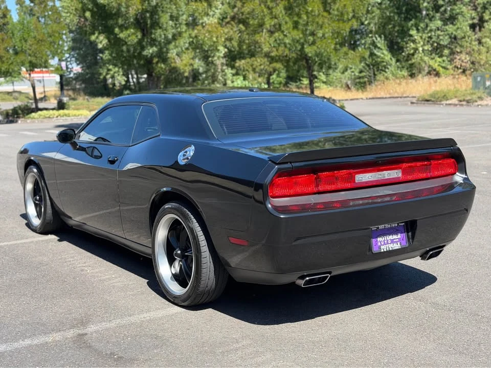 2012 Dodge Challenger 3rd Gen - Image 5 of 16