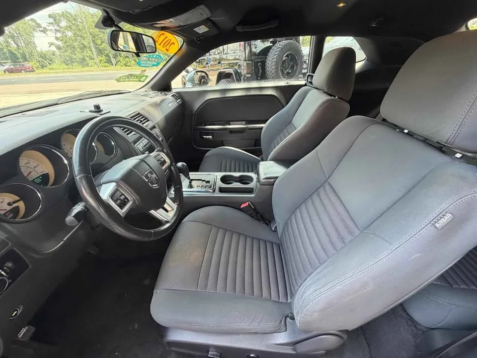 2012 Dodge Challenger 3rd Gen - Image 11 of 15