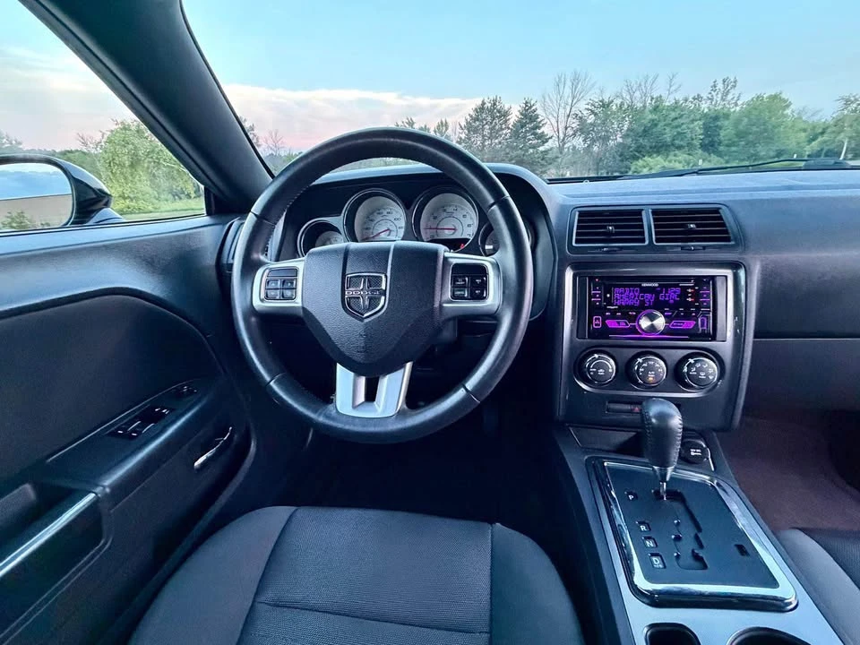 2012 Dodge Challenger 3rd Gen - Image 15 of 20