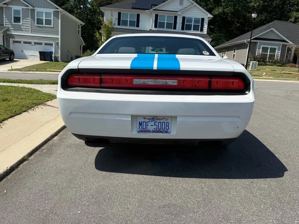 2012 Dodge Challenger 3rd Gen - Image 6 of 14