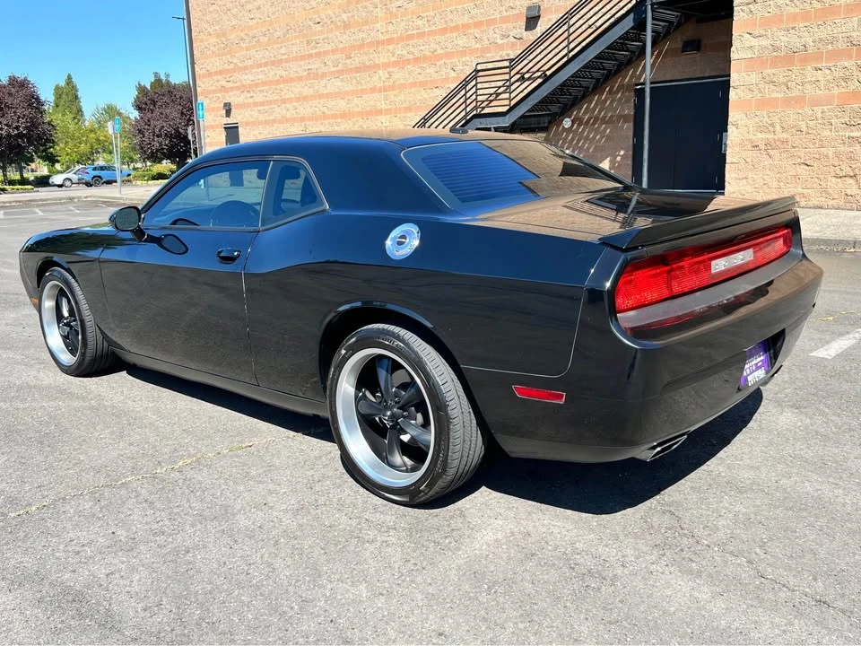 2012 Dodge Challenger 3rd Gen - Image 4 of 10