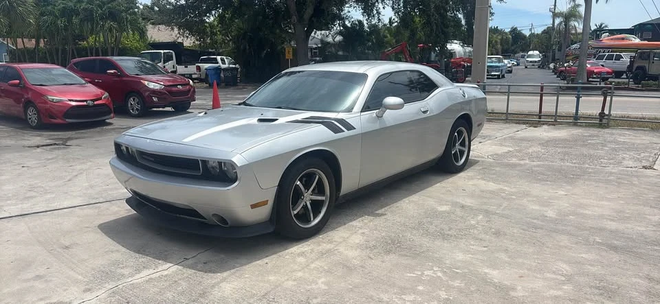 2012 Dodge Challenger 3rd Gen - Image 6 of 14