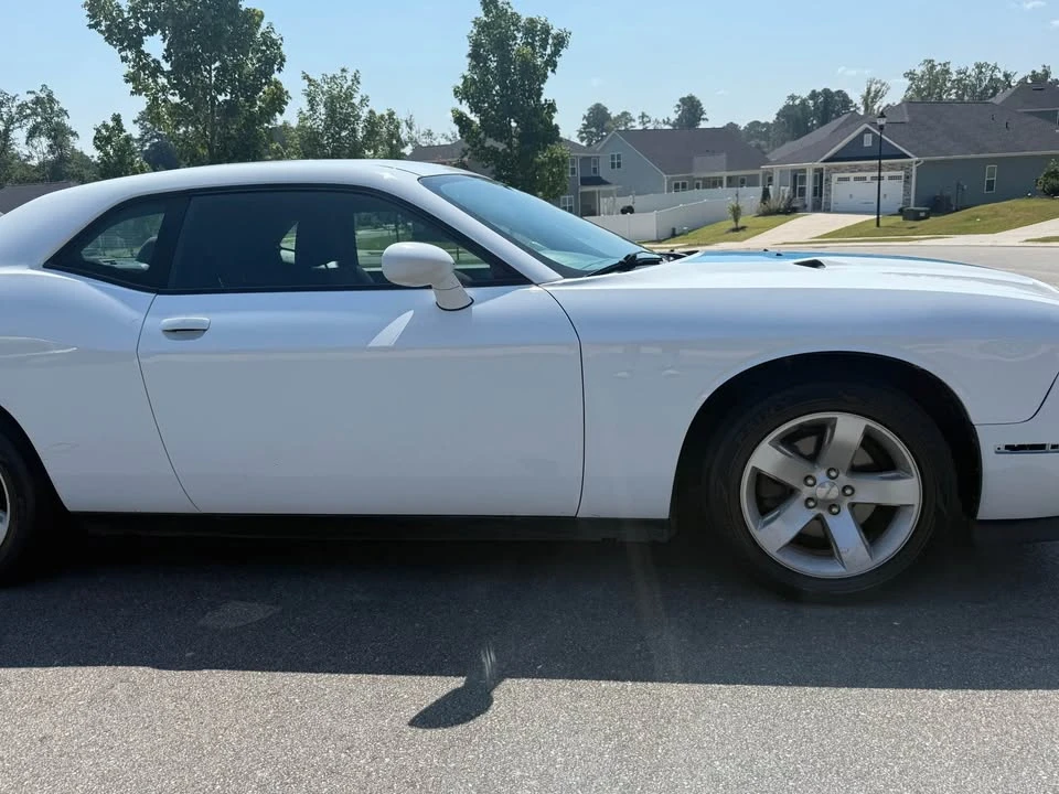 2012 Dodge Challenger 3rd Gen - Image 4 of 14