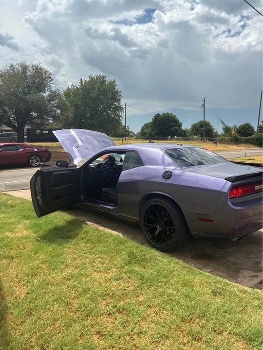 2012 Dodge Challenger 3rd Gen - Image 5 of 10