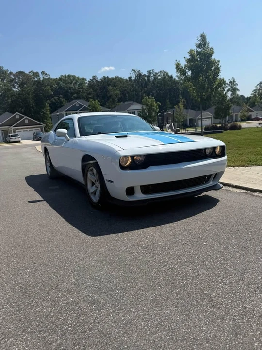 2012 Dodge Challenger 3rd Gen - Image 3 of 14