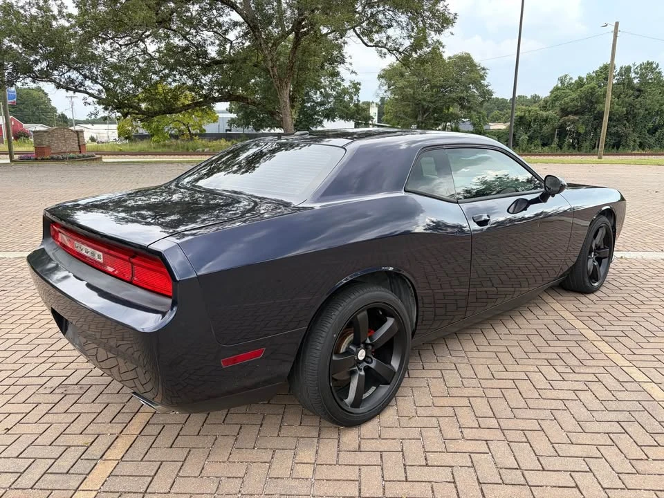 2012 Dodge Challenger 3rd Gen - Image 5 of 10