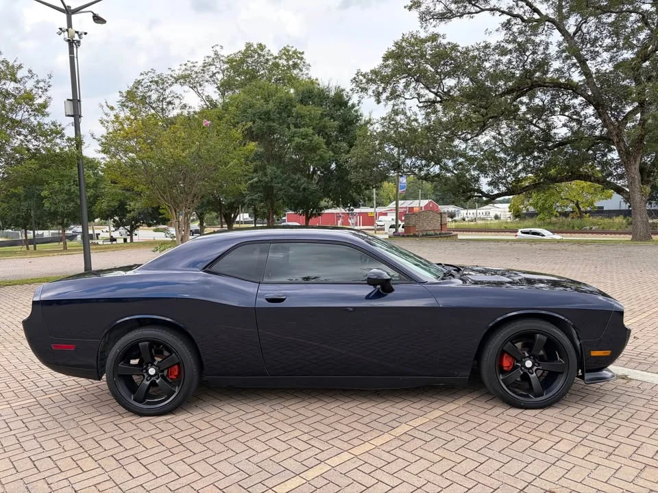 2012 Dodge Challenger 3rd Gen - Image 4 of 10
